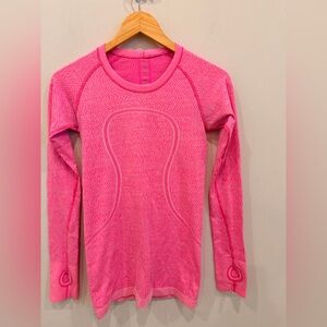 lululemon Swiftly Tech‎ Long Sleeve Pink Size 4 Seamless Thumbholes